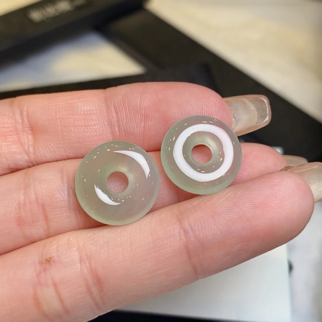 翡翠耳饰未镶嵌甜甜圈