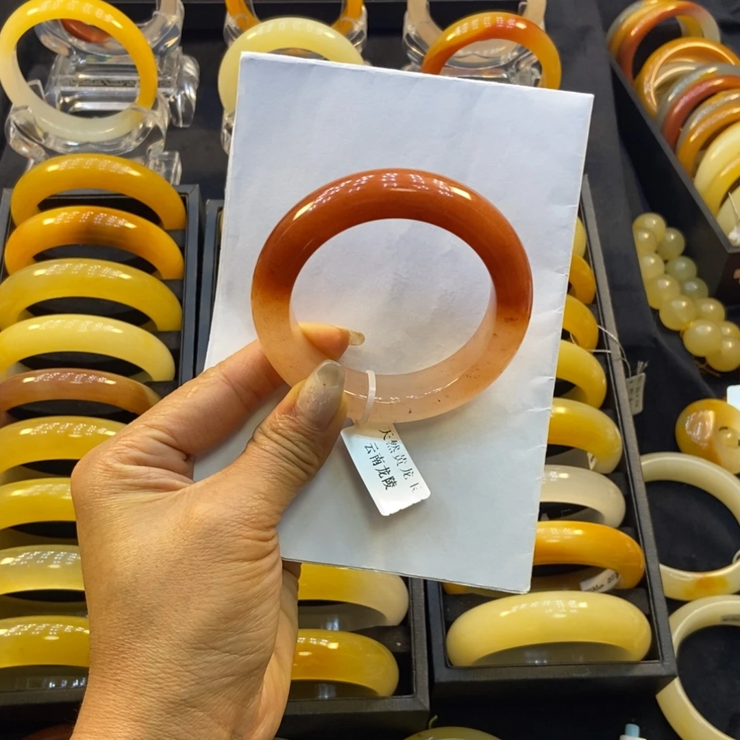 石英质玉（黄龙玉）未镶嵌手镯阳阳