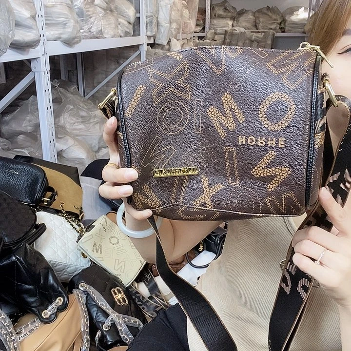 蚕丝小牛剖层皮革PU