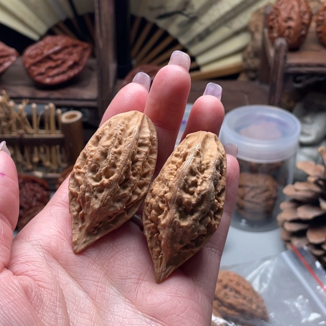 文玩核桃把件大*小楸香58