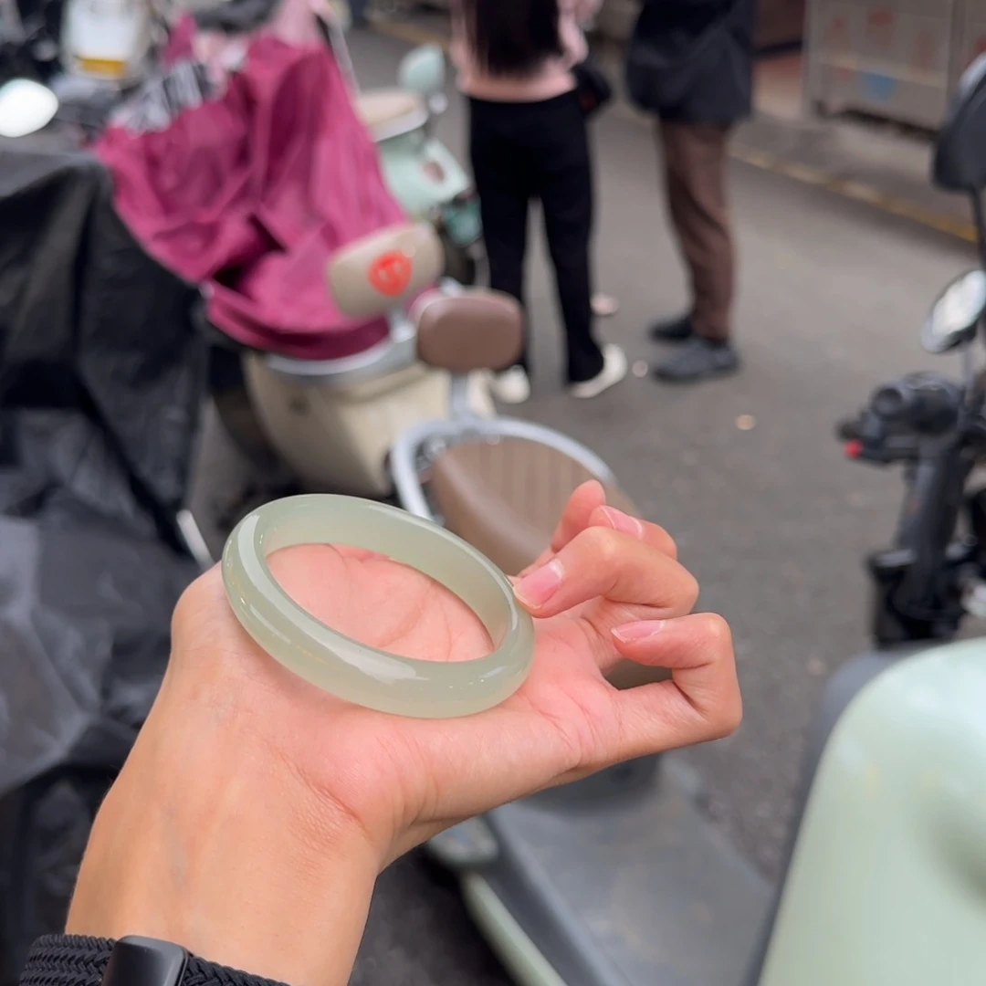 未镶嵌手镯东陵石