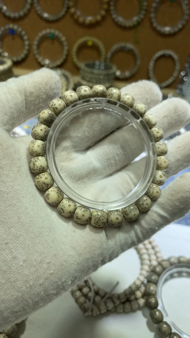 8×9桶 原生态手串