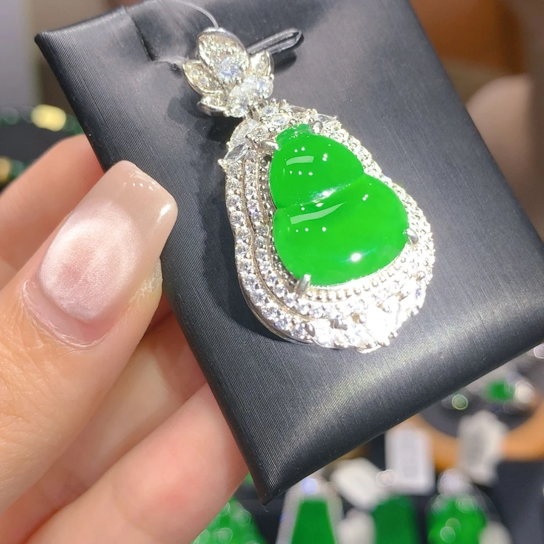 【闪购商品】颈饰银S925镶嵌翡翠6柒姐