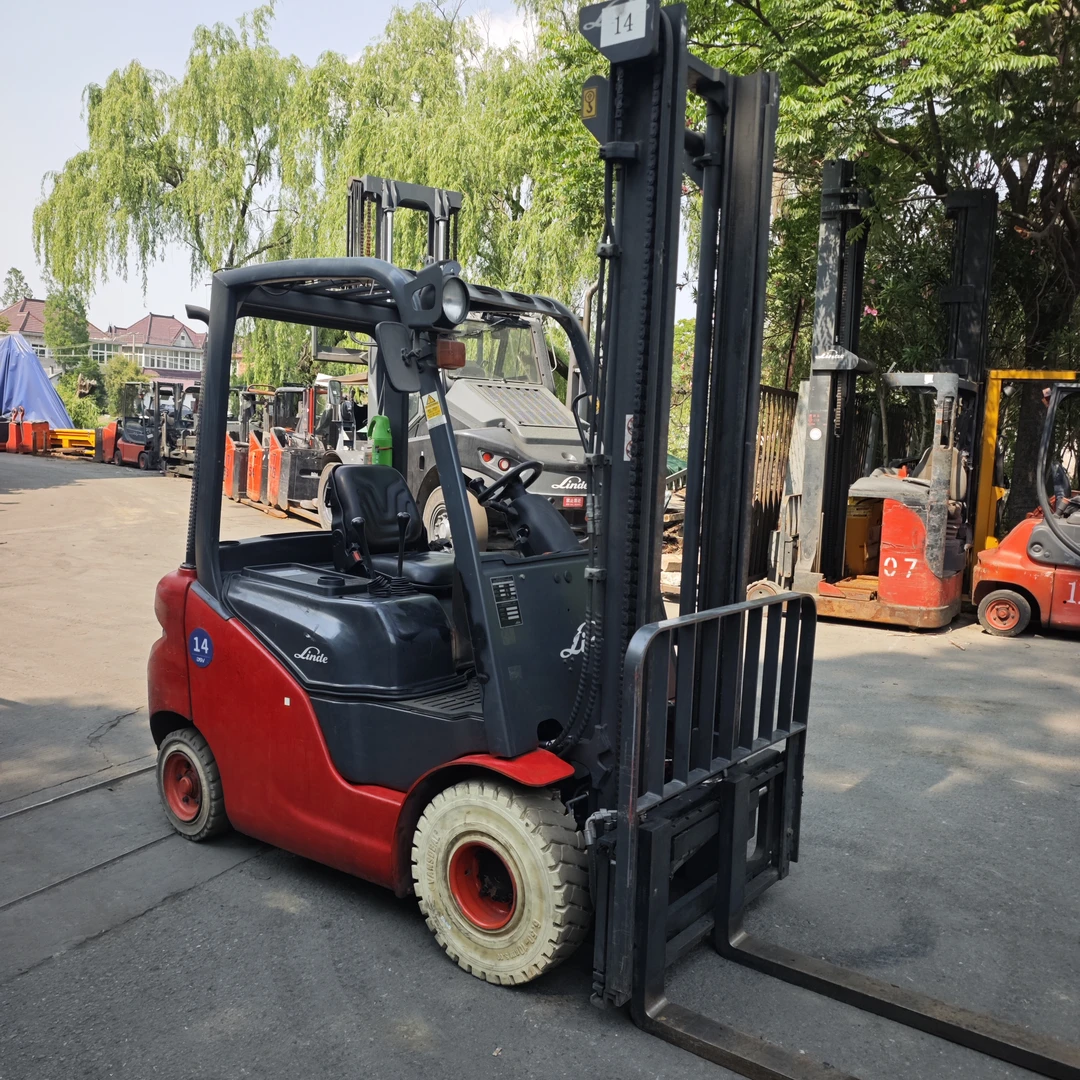 林德H20-1216，2节升高4.25米门架带侧移，铂金斯发动机，极品车况