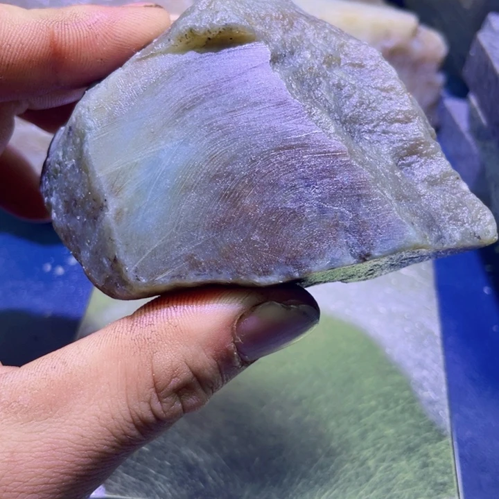 和田玉未镶嵌珠宝半成品