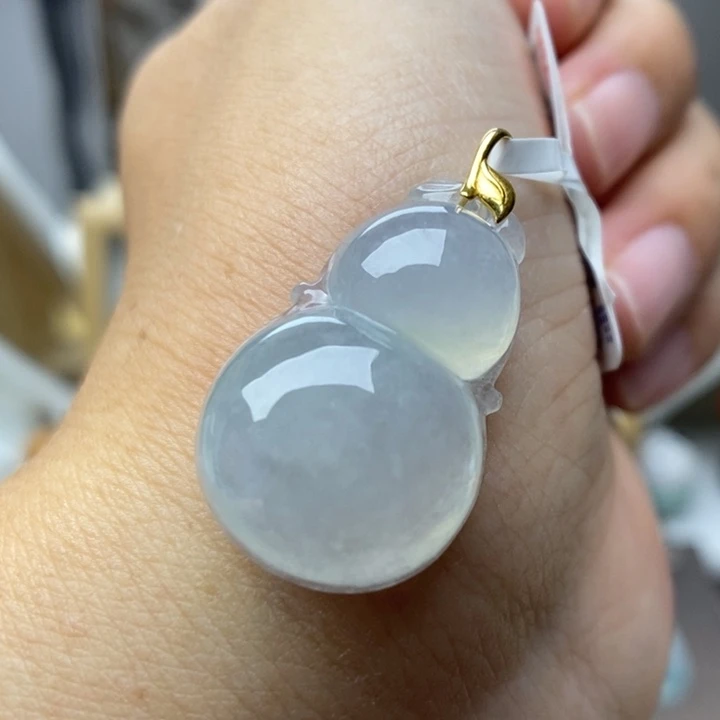 【闪购商品】颈饰18K金镶嵌翡翠21