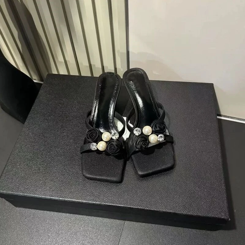 时尚高级感外穿凉拖鞋女2025新款夏季气质性感不累脚绝美高跟凉鞋