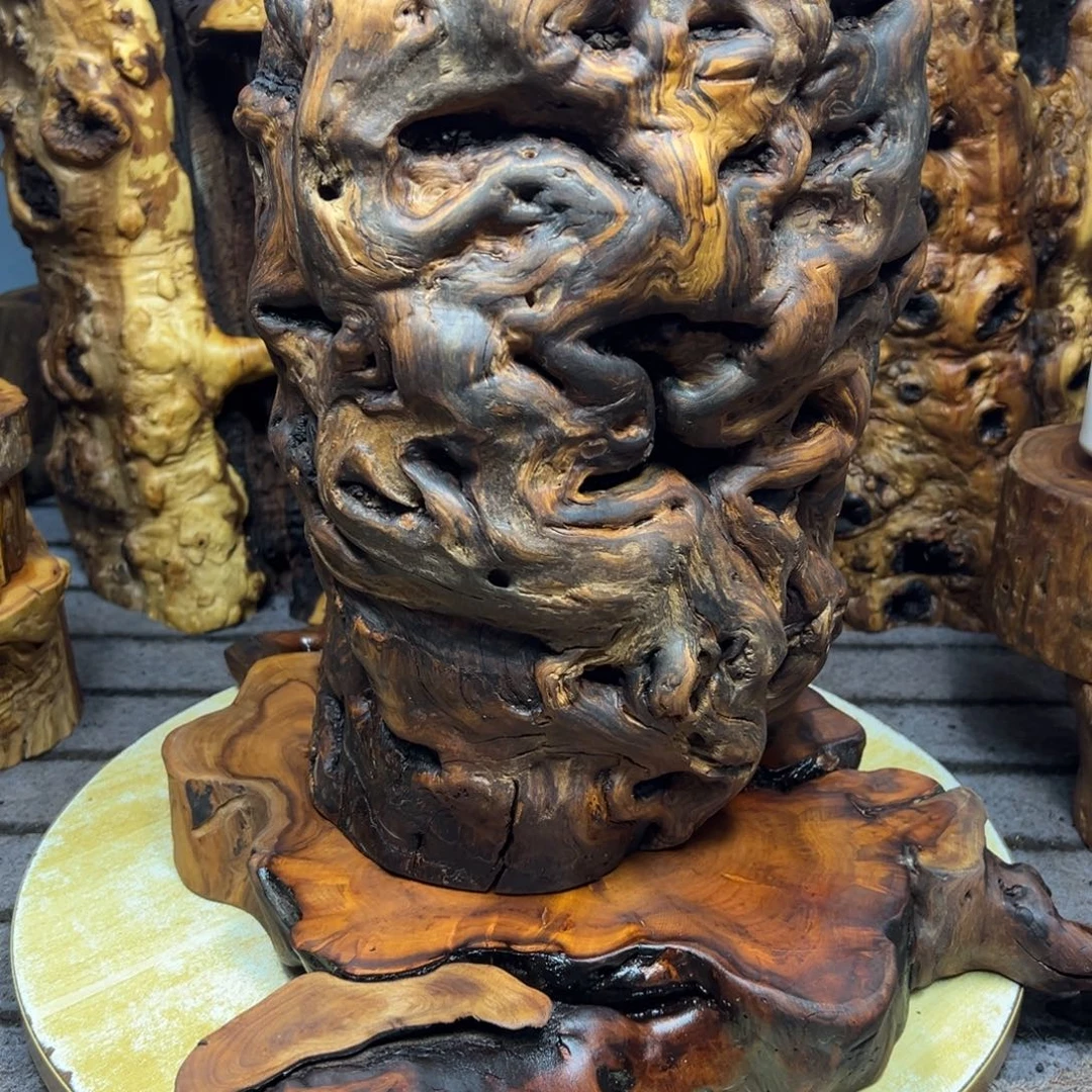 霁***月大叶紫檀（黑酸枝木类）