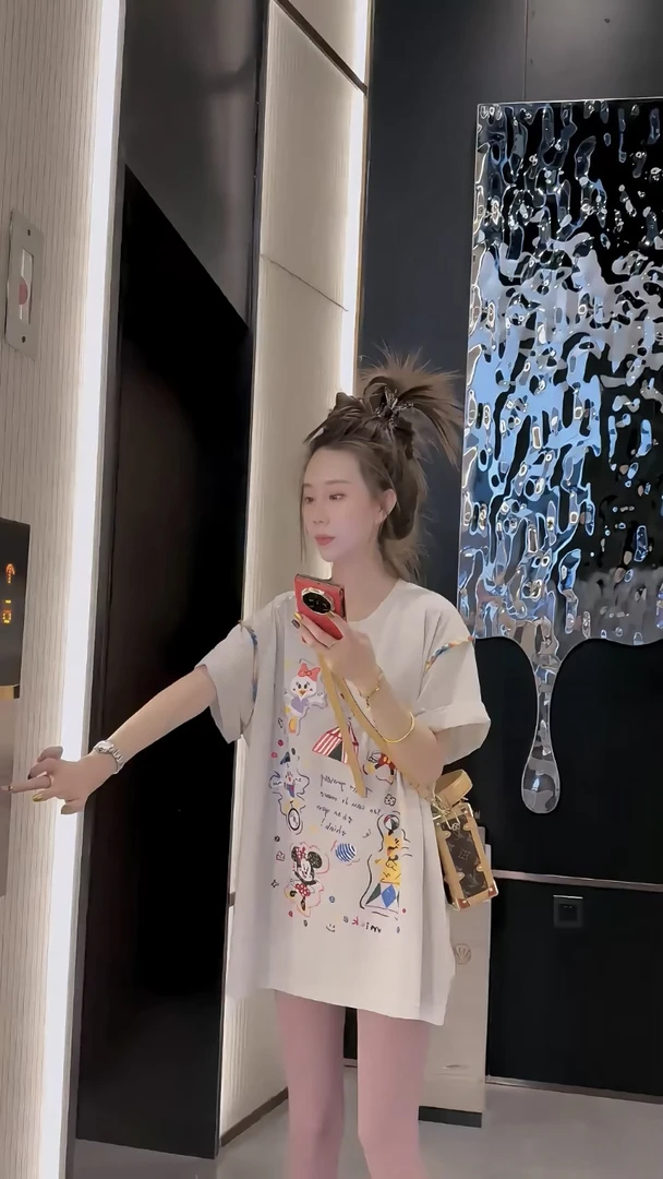 欧洲站2025春夏新时尚卡通印花圆领短袖T恤女宽松显瘦上衣女