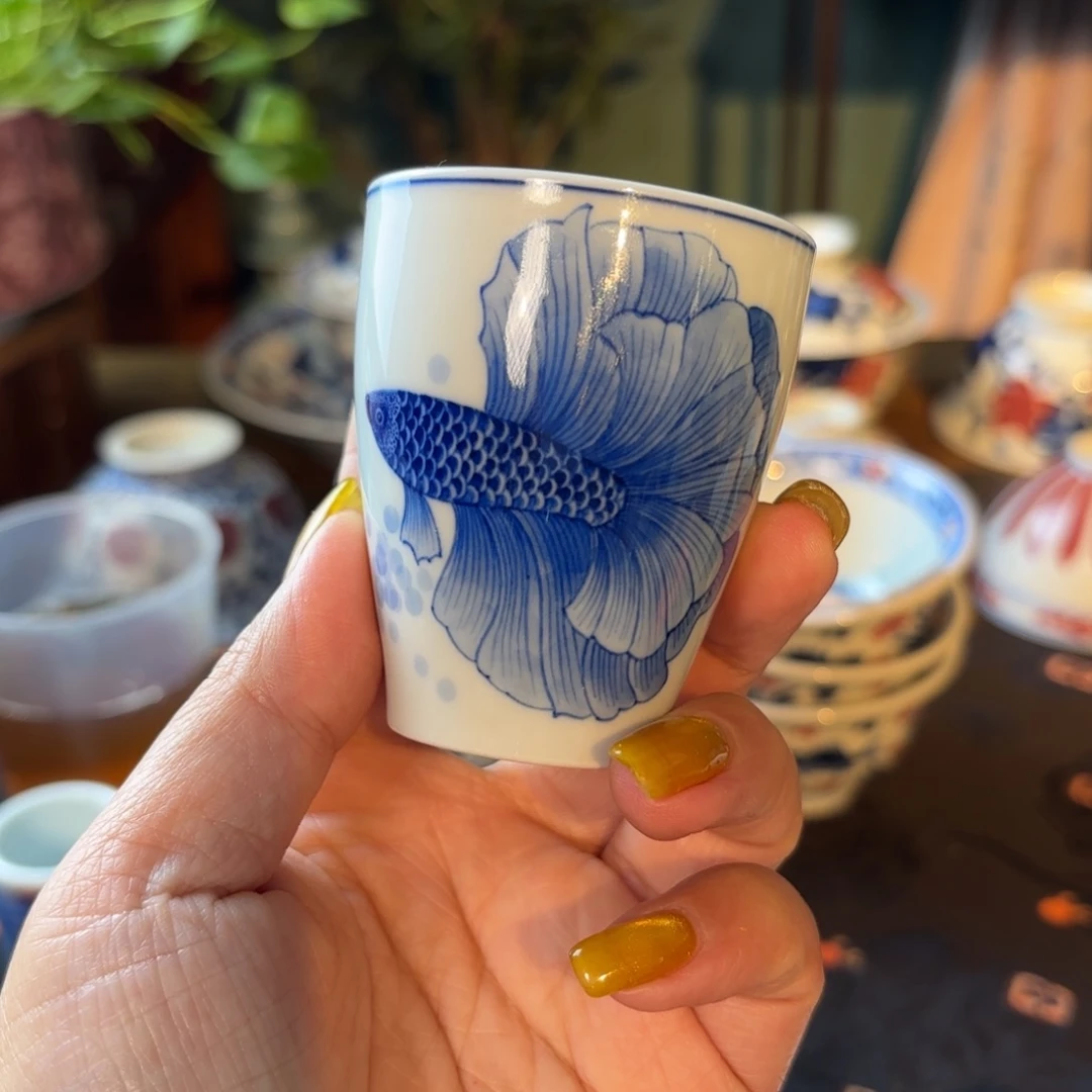 孤品福利青花手绘鱼