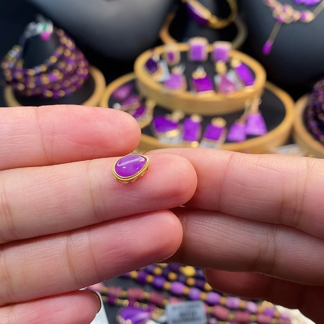 苏纪石（舒俱来）18K金镶嵌吊坠