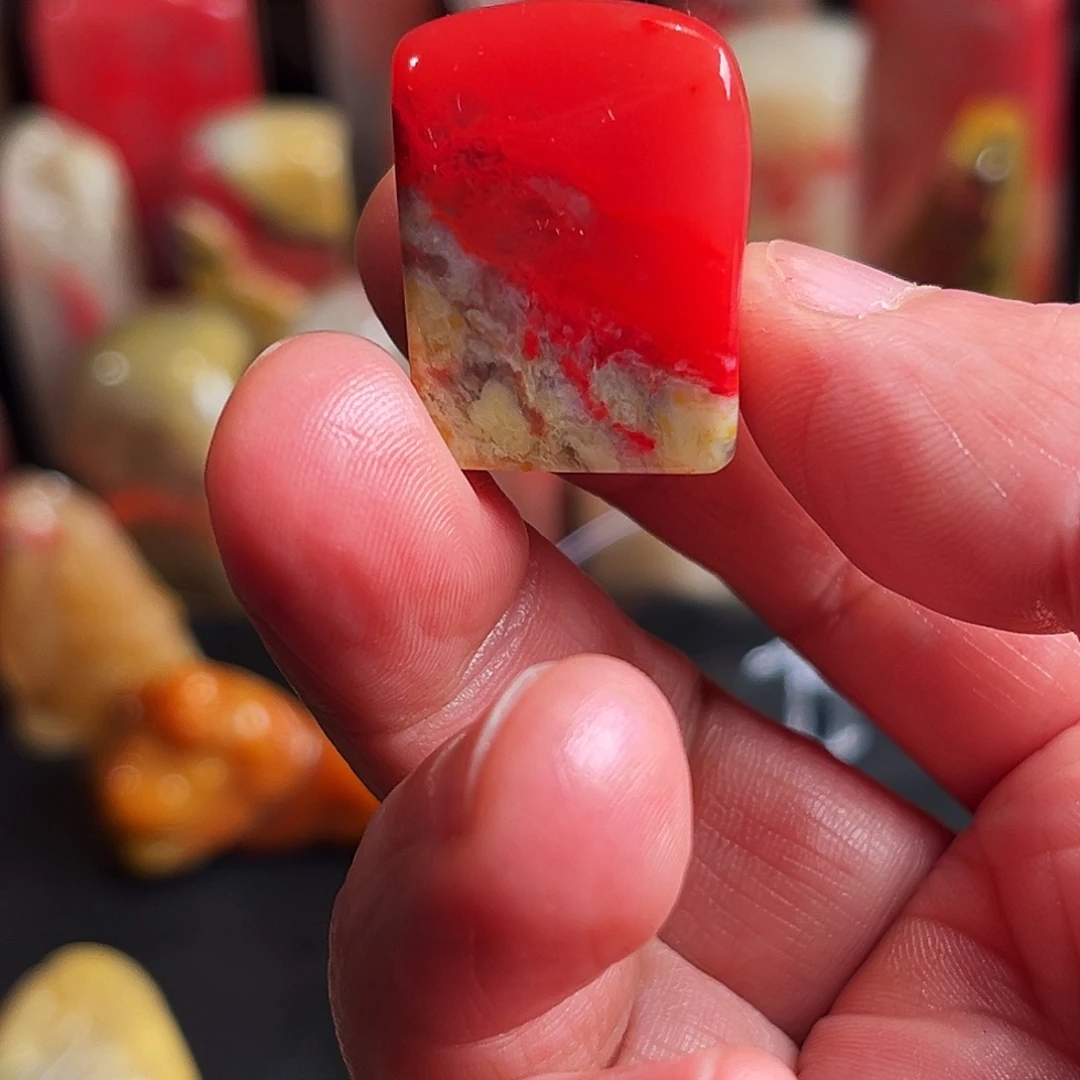 河***司印石巴林石巴林大红袍鸡血石章