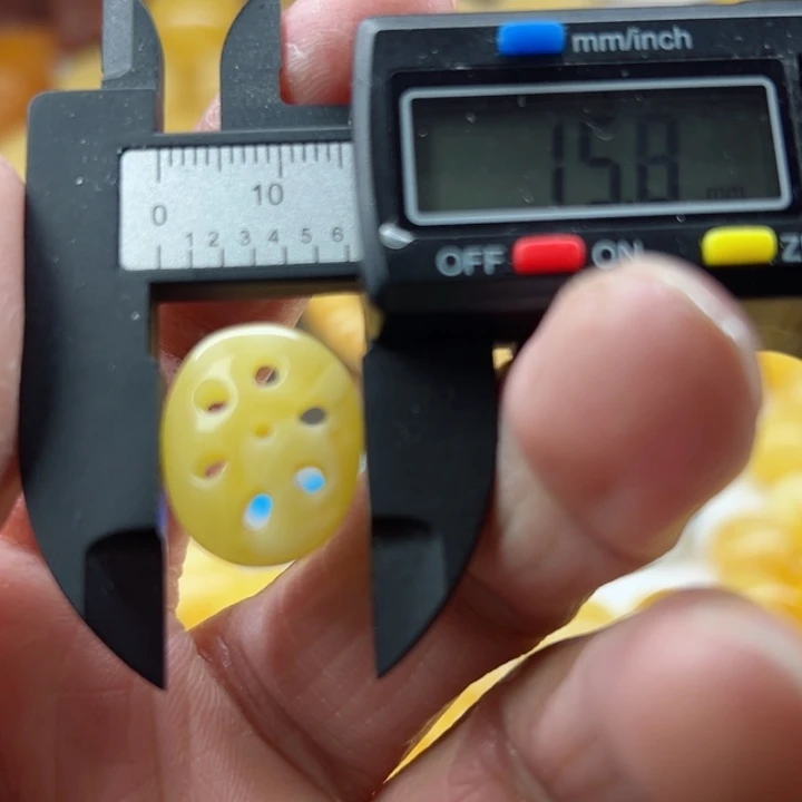 琥珀（矿物珀）裸石未镶嵌