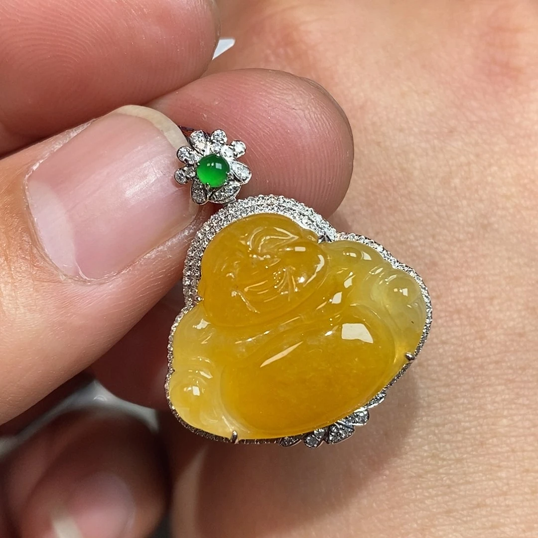 翡翠颈饰18K金镶嵌佛公