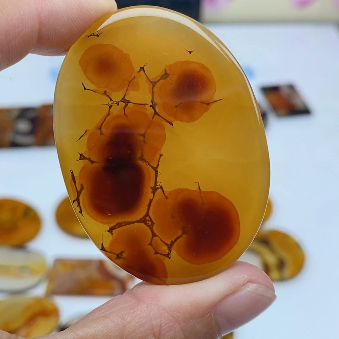 拾***舍玛瑙/玉髓未镶嵌珠宝半成品