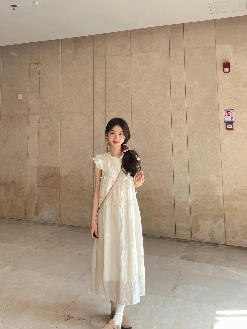 法式小飞袖连衣裙女2025夏小个子甜美温柔风木耳边森系初恋仙女裙