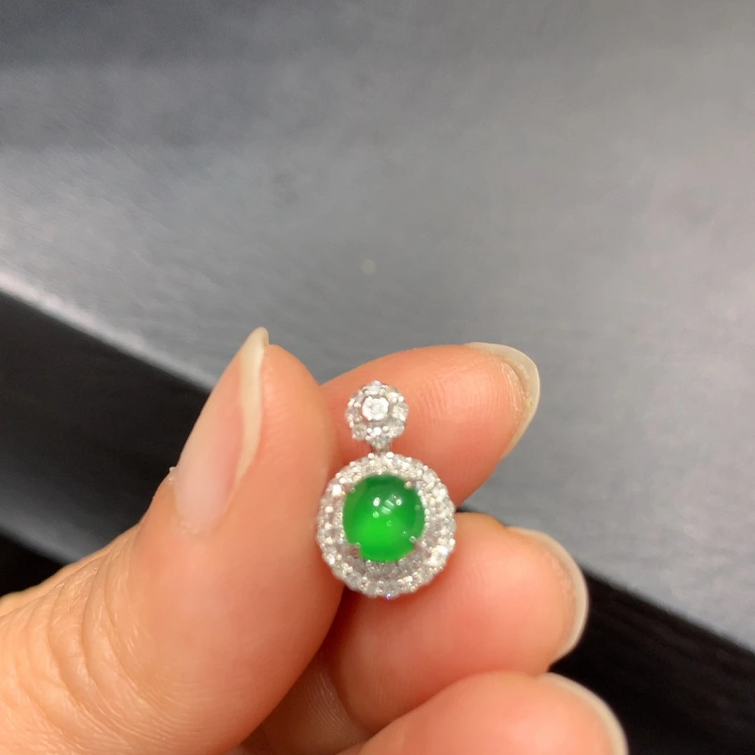 翡翠18K金镶嵌吊坠(不含链)