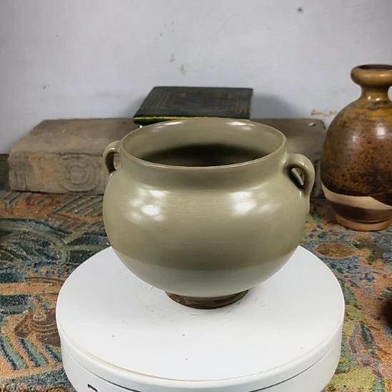 左***拧河南青瓷东沟窑二系罐