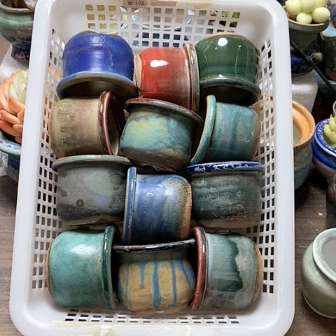 紫砂花盆200微瑕品口径5厘米左右的