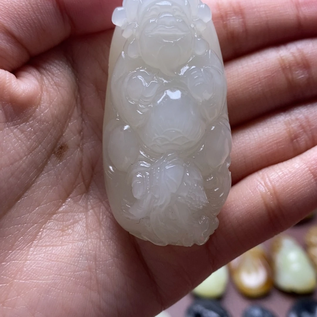 吊坠(不含链)未镶嵌和田玉（糖玉）大***在