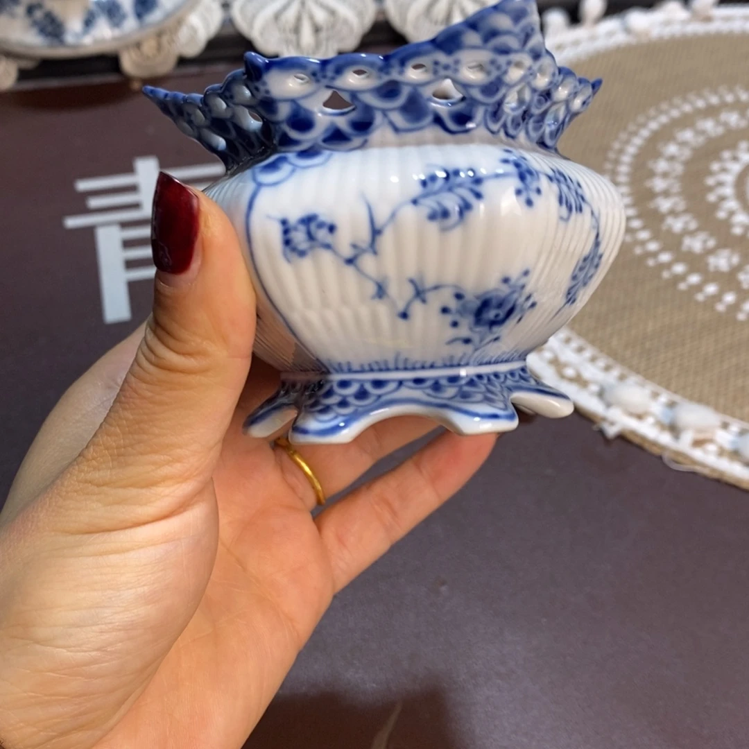 瓷器哈哈哈哈哈哈回家