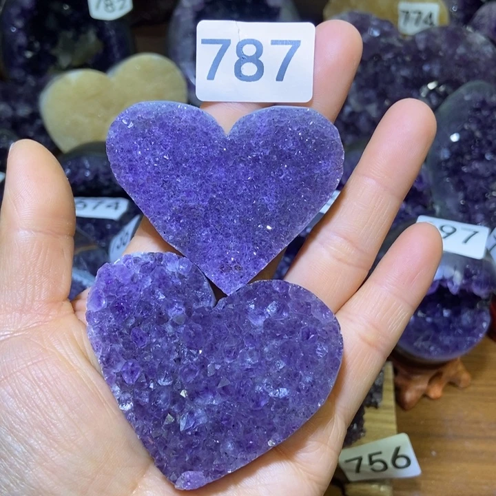 紫晶未镶嵌大型摆件（非配饰）