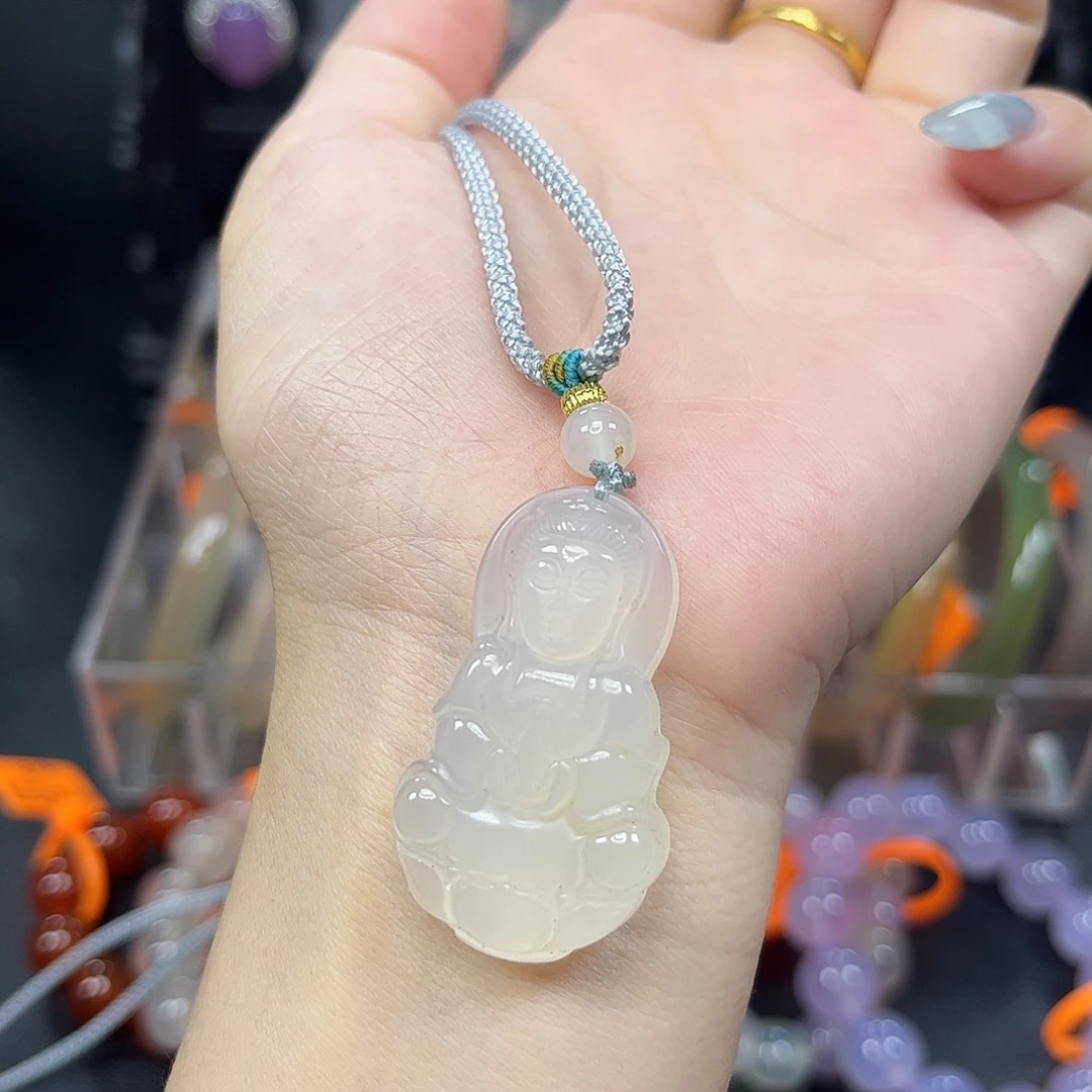 玛瑙/玉髓颈饰未镶嵌