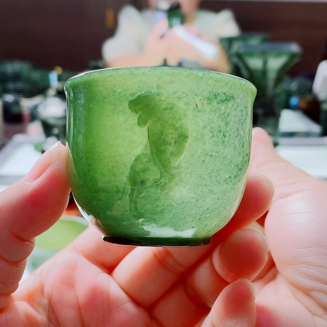未镶嵌和田玉（青玉）摆件