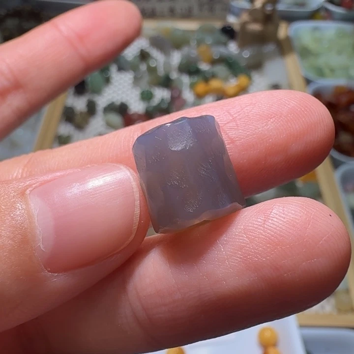 和田玉未镶嵌珠宝半成品