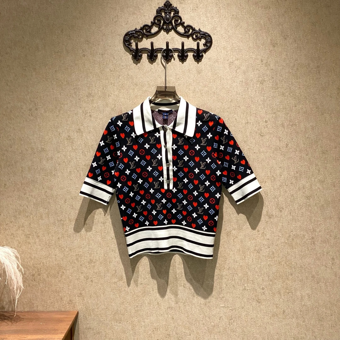 99新 LouisVuitton/路易威登 爆款情人节爱心针织短袖/m码/39873