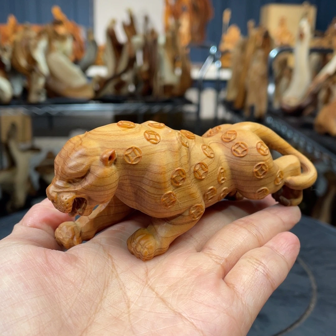 柏木（崖柏）金钱豹