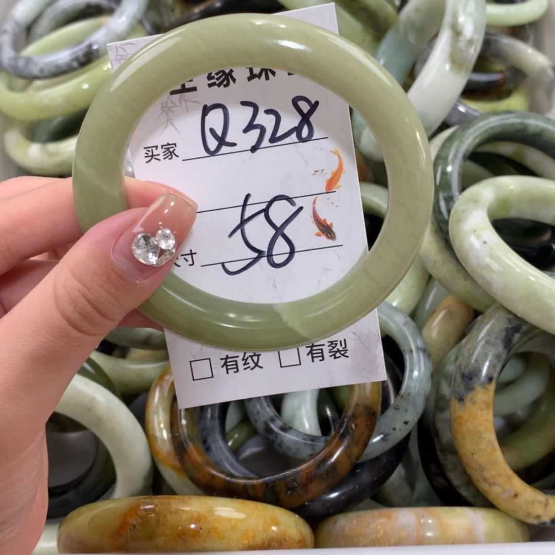 【闪购商品】未镶嵌蛇纹石玉手镯