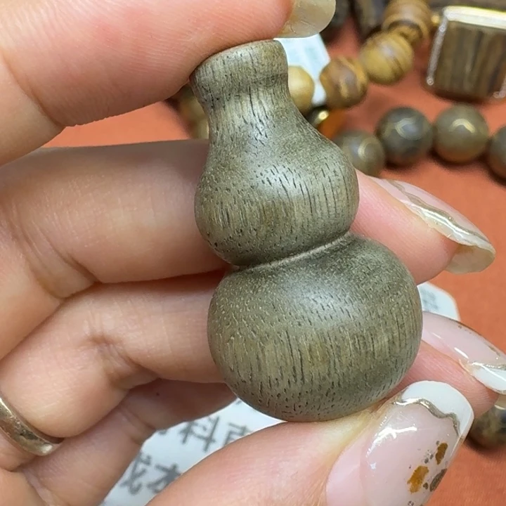 大叶紫檀（黑酸枝木类）