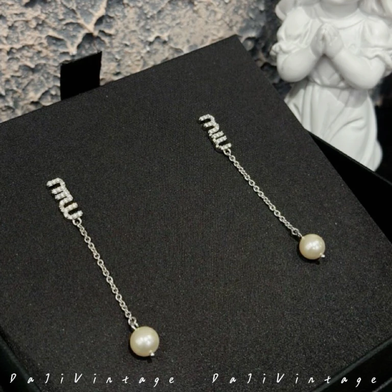 99新 MIU MIU/缪缪 大吉中古3/miumiu缪缪字母水钻珍珠耳坠