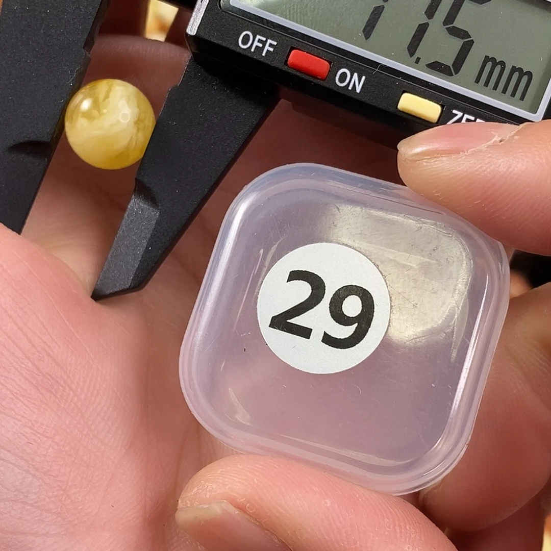 琥珀裸石未镶嵌微瑕