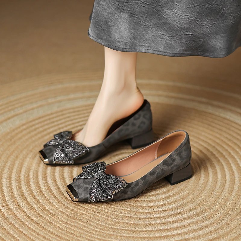 女鞋皮鞋单鞋真皮粗跟平底方头浅口时尚气质百搭复古软底低跟套脚