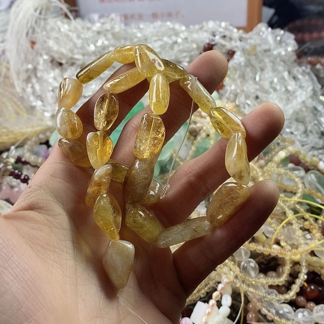 玛瑙/玉髓珠宝半成品未镶嵌哈****狗一条黄水晶不规则C81