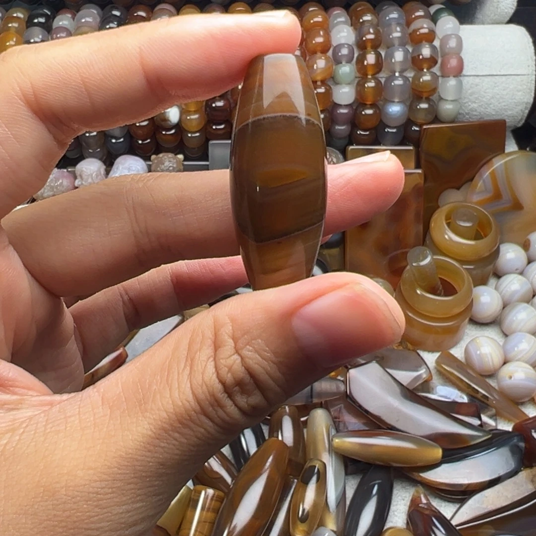 未镶嵌玛瑙/玉髓珠宝奇石