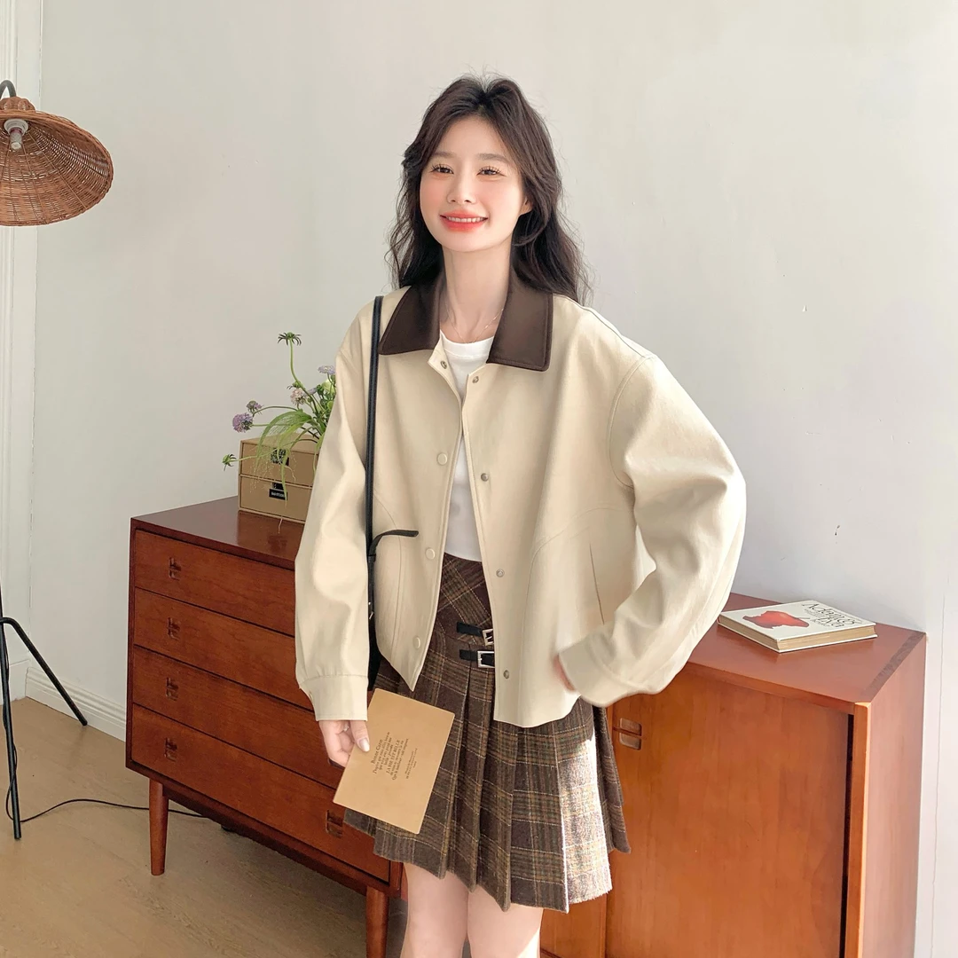 米白色超好看翻领短款外套女2025春季新款设计感宽松休闲百搭夹克