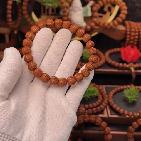 吊坠桃核『**』10玉龙脊手串