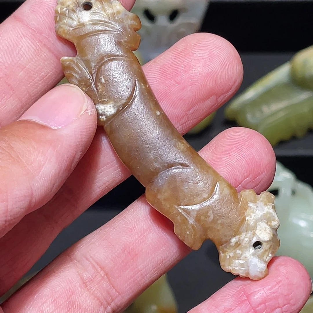 用***2和田玉（糖玉）未镶嵌挂件