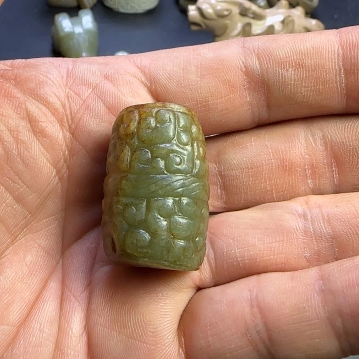 和田玉挂件未镶嵌娃*哈