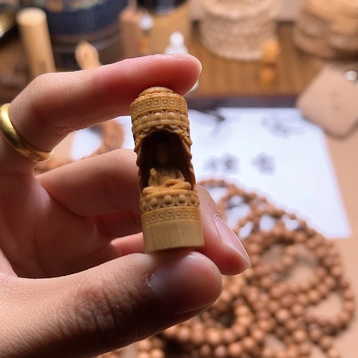 檀香木手串/手链镂空圆雕 观音