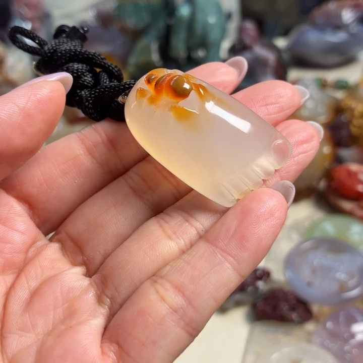 玛瑙/玉髓未镶嵌吊坠(不含链)