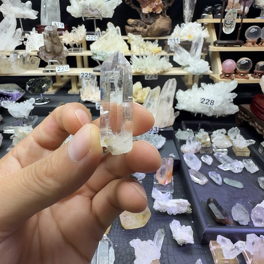 ʒ***克石材天然水晶摆件