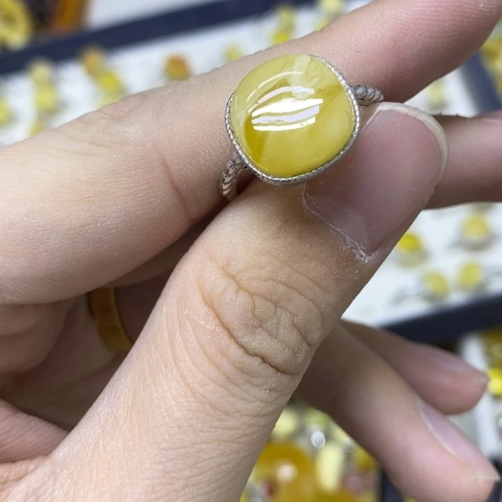 蜜蜡银S925镶嵌裸石戒指