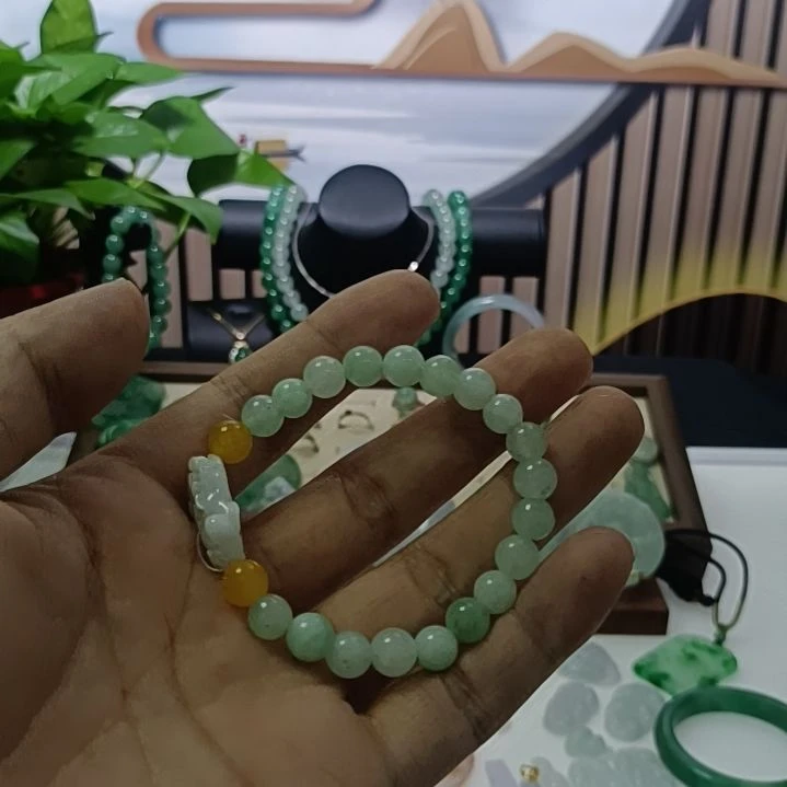 翡翠未镶嵌颈饰翡翠翡翠