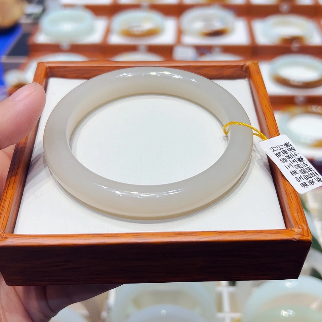 和田玉未镶嵌手镯冰藕粉6061