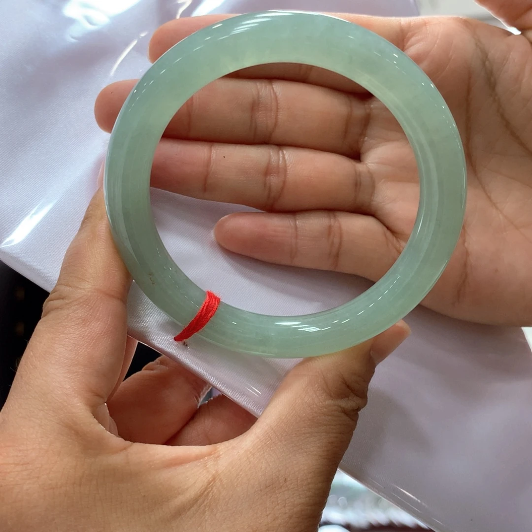 翡翠未镶嵌手镯买断