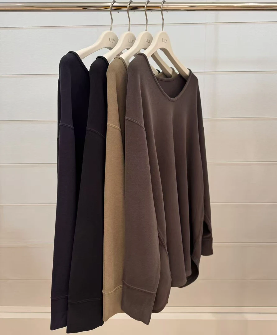 【RARE STORY】磨毛U领大版T